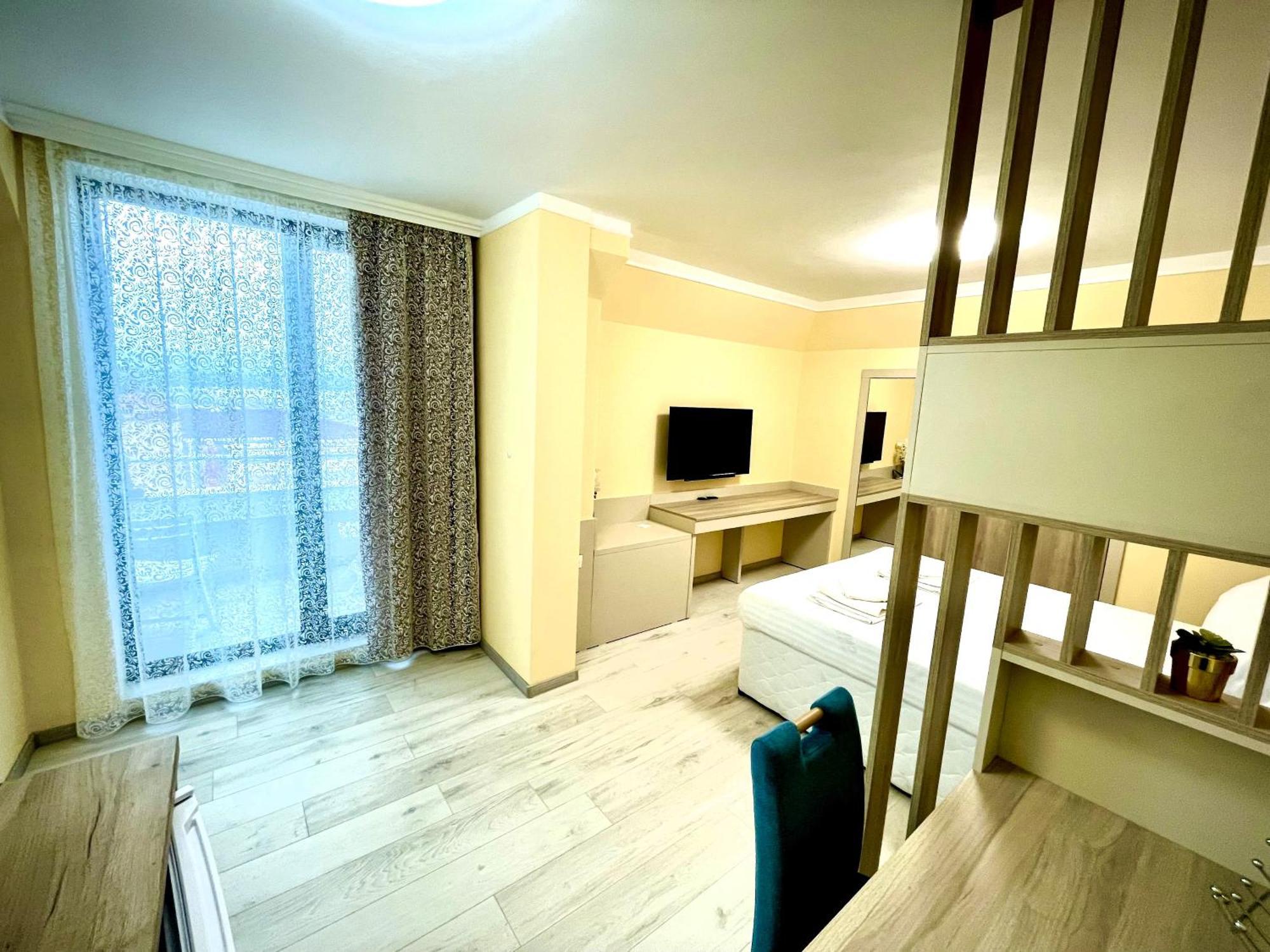 Aparthotel Stamopolu Lux free parking à Primorsko Extérieur photo