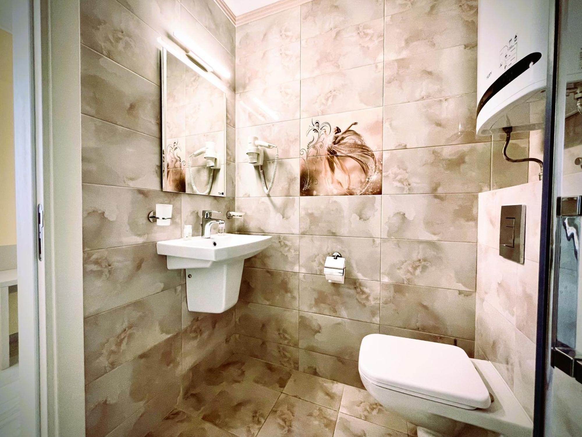 Aparthotel Stamopolu Lux free parking à Primorsko Extérieur photo